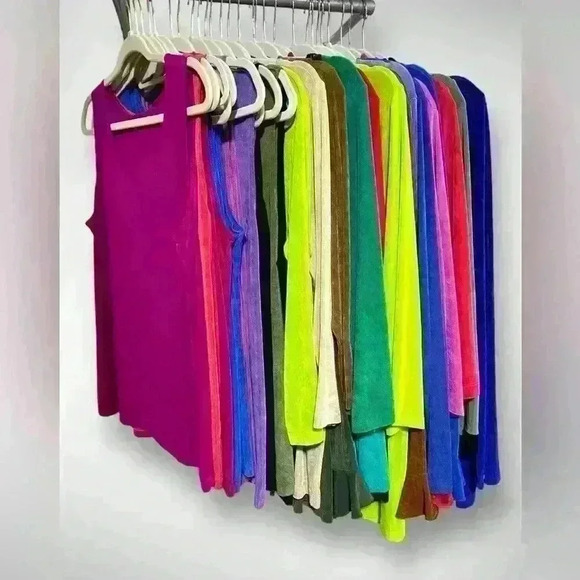 Womens Sleeveless Fuchsia Large Top FLATTERING SMOOTH CONTOUR No Iron - Picture 6 of 8